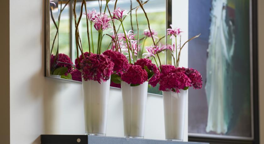 The Fitzwilliam Hotel Dublin Dış mekan fotoğraf Flower arrangement