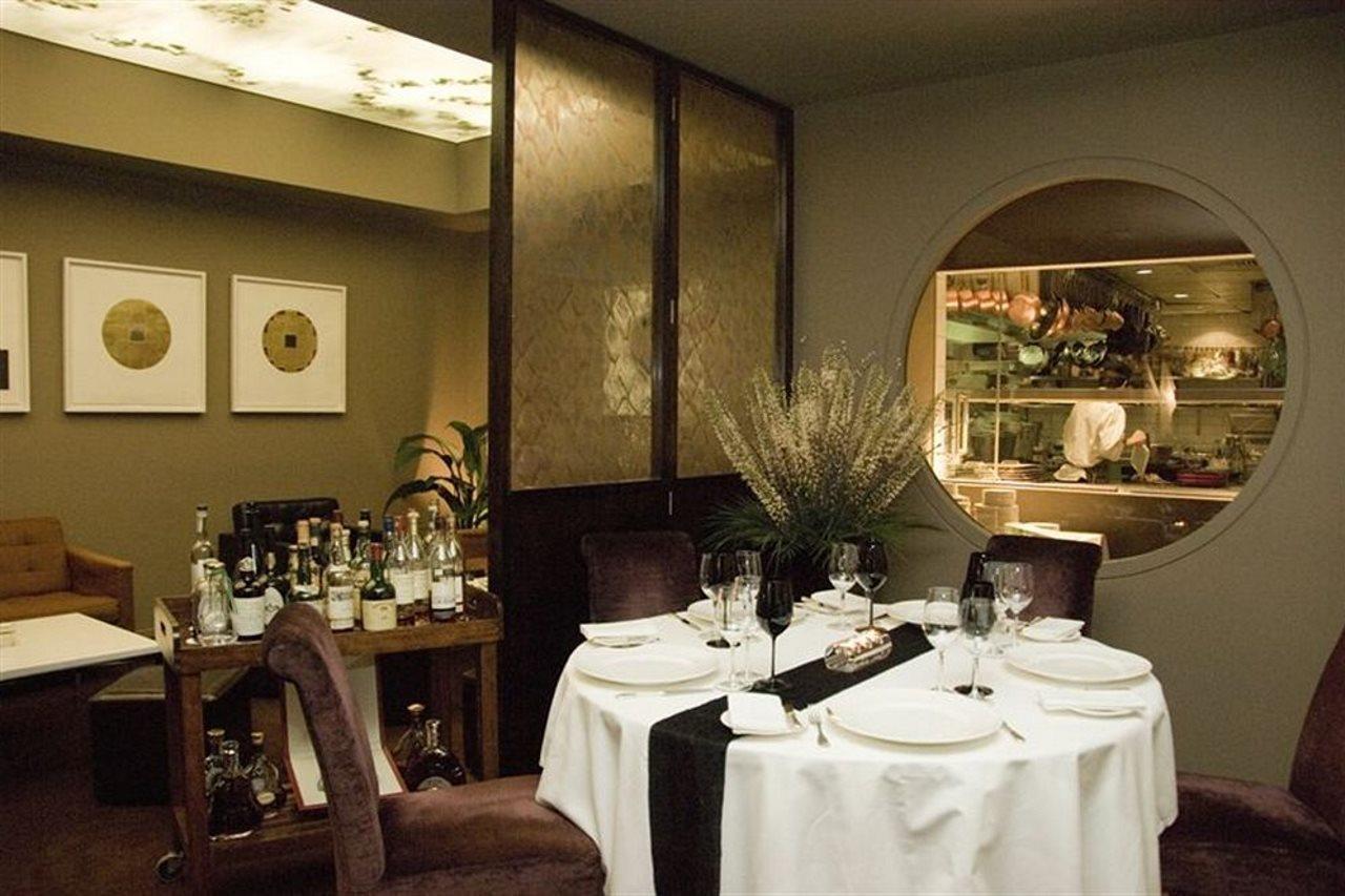 The Fitzwilliam Hotel Dublin Dış mekan fotoğraf Interior of the restaurant