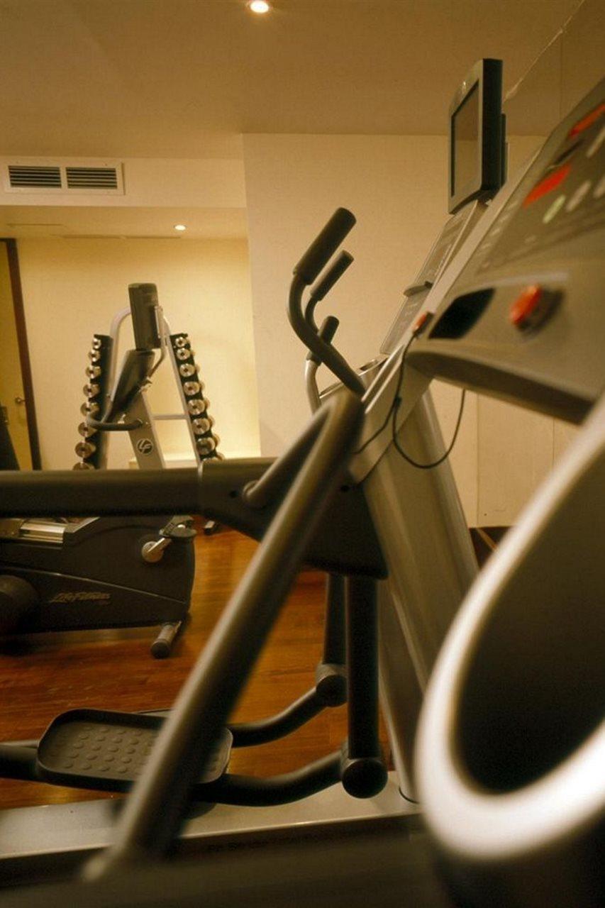 The Fitzwilliam Hotel Dublin Dış mekan fotoğraf A treadmill